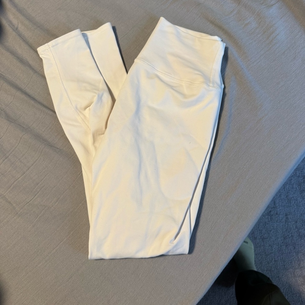 Alo Yoga Cream Leggings